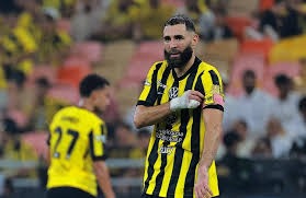 篮球——CBA常规赛：深圳马可波罗胜北京控股