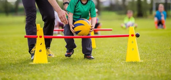 火箭119-96湖人 球员评价：4人优秀，3人及格，2人低迷
