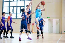 劳塔罗传射泽林斯基、图拉姆建功 国米3-1博洛尼亚