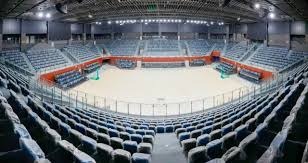 吕迪格的防守是站在那里干瞪嘛，比斯洛特先下课的估计是阿隆索